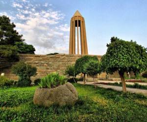آثار ثبت جهانی به توسعه گردشگری همدان کمک می‌کند